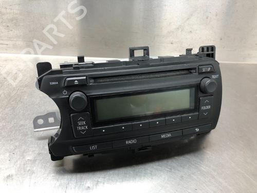 Used Radio TOYOTA YARIS (_P13_) 1.4 D (NLP130_, NLP130) (90 hp) 12683224