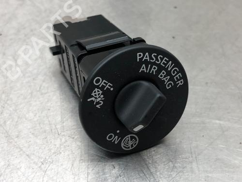 Used Switch NISSAN MICRA V (K14) 0.9 IG-T (90 hp) 12593586