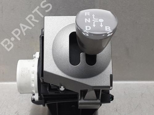 Used Gear lever TOYOTA PRIUS Liftback (_W2_) 1.5 Hybrid (NHW20_, NHW20R) (112 hp) 10856325