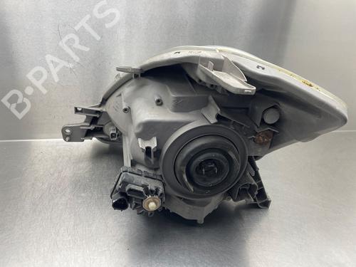 Right headlight DAIHATSU SIRION (M3_) 1.3 (M301) | BP24300108C29