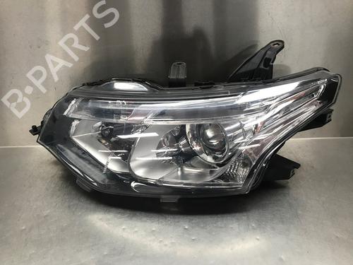 Used Left headlight MITSUBISHI OUTLANDER III (GG_W, GF_W, ZJ, ZL, ZK) 2.0 Hybrid 4WD (GG2W) (200 hp) 30137680
