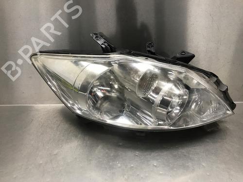 Koplamp rechts TOYOTA AURIS (_E15_) 1.8 Hybrid (ZWE150_, ZWE150R) (136 hp) 30085723