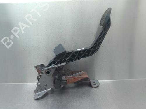 Used Clutch pedal MAZDA CX-3 (DK) 2.0 SKYACTIV-G (DK5W, DK6W) (120 hp) 30137561