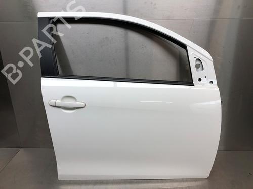 Used Right front door TOYOTA AYGO (_B4_) 1.0 (KGB40) (69 hp) 30160469