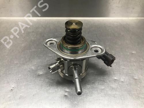Used Injection pump LYNK & CO 01 PHEV (261 hp) 30443631
