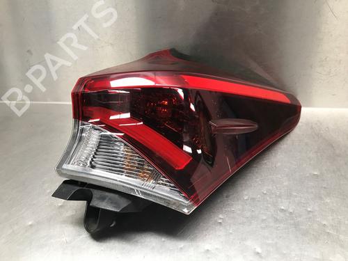 Used Right taillight TOYOTA AURIS (_E18_) 1.8 Hybrid (ZWE186_, ZWE186R) (136 hp) 29816030