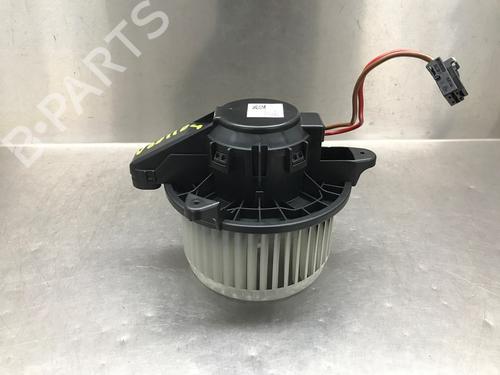 Used Heater blower motor LYNK & CO 01 PHEV (261 hp) 30499082