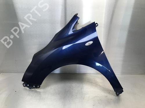 Used Left front fenders TOYOTA VERSO (_R2_) 1.6 (ZGR20_, ZGR20R) (132 hp) 25477281