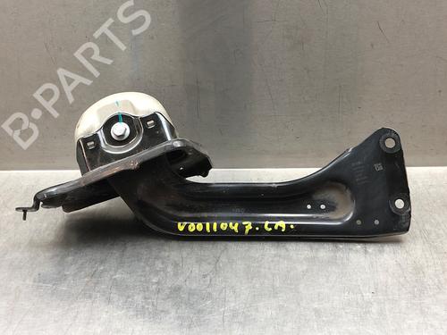 Venstre bak bærearm LYNK & CO 01 PHEV (261 hp) 30520137