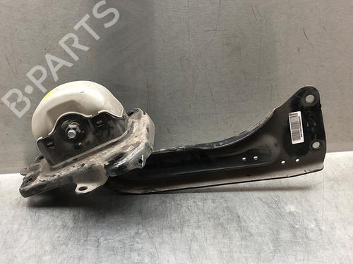 Høyre bak bærearm LYNK & CO 01 PHEV (261 hp) 30520130