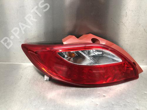 Venstre baglygte MAZDA 2 (DE_, DH_) 1.3 (DE3FS) (75 hp) 30765931