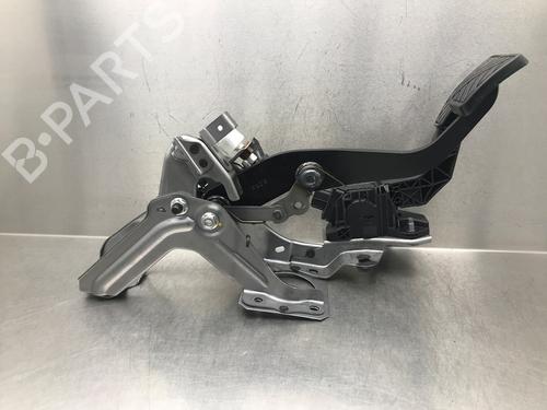 Used Pedal SUZUKI SWIFT V (AZ) 1.2 SHVS (A2L412) (90 hp) 31280837