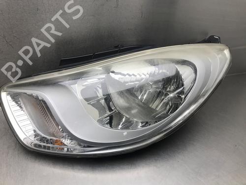 Scheinwerfer links für HYUNDAI i10 I (PA) 1.1 (69 hp) 31720523