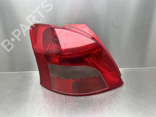 Used Left taillight TOYOTA YARIS (_P9_) 1.3 VVT-i (SCP90_, SCP90R) (87 hp) 31280492