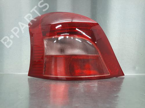 Used Left taillight TOYOTA YARIS (_P9_) 1.3 VVT-i (SCP90_, SCP90R) (87 hp) 30866171