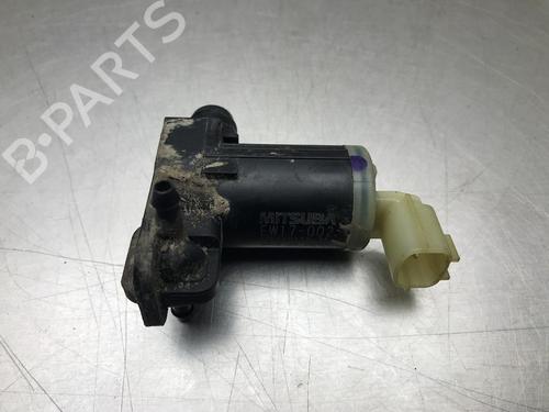 washer-pump-nissan-leaf-ze1-2017-31836908 main image