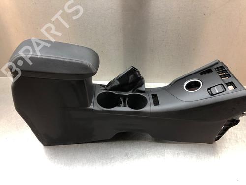 Console central TOYOTA AURIS (_E18_) 1.8 Hybrid (ZWE186_, ZWE186R) (136 hp) 27991702