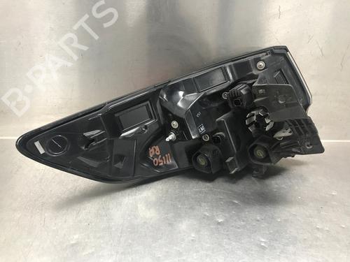 Right taillight TOYOTA COROLLA Estate (_E21_) 1.8 Hybrid (ZWE211W) | BP32029809C35