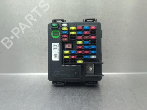 Used Fuse box HYUNDAI TUCSON (TL, TLE) 1.6 T-GDi All-wheel Drive (177 hp) 32029760