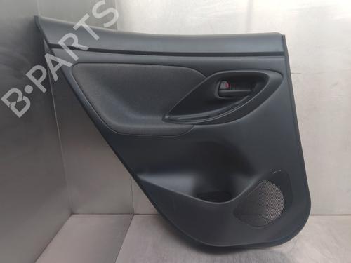 Forra trás esquerda TOYOTA YARIS CROSS (MXP_) 1.5 Hybrid (MXPJ10) (116 hp) 32123583