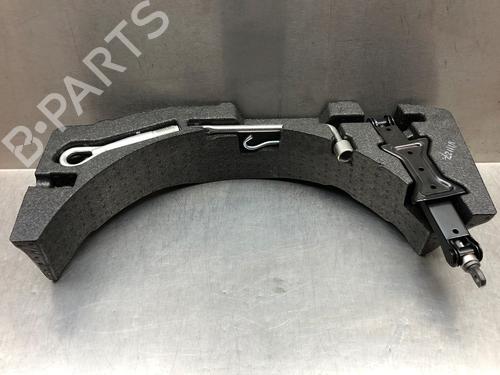 Jack Kit NISSAN PULSAR Hatchback (C13) 1.6 DIG-T (190 hp) 32272290