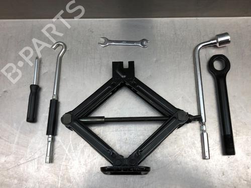 Jack Kit HYUNDAI i30 (FD) 1.4 | BP32272280C119