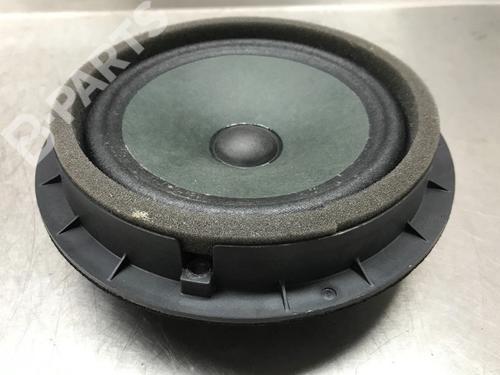 speakers-suzuki-celerio-lf-10-avk310-3910258m01-2014-10857425 main image