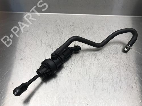Clutch slave cylinder MITSUBISHI LANCER VIII (CY_A, CZ_A) 1.8 (CY3A, CY6A) | BP13179368M113 