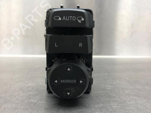Used Mirror switch HYUNDAI i30 Estate (PDE) 1.6 CRDi (110 hp) 17642276