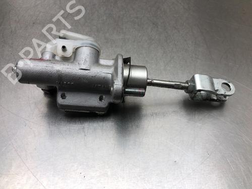 Used Clutch slave cylinder MITSUBISHI OUTLANDER I (CU_W) 2.0 (CU2W) (136 hp) 15375379