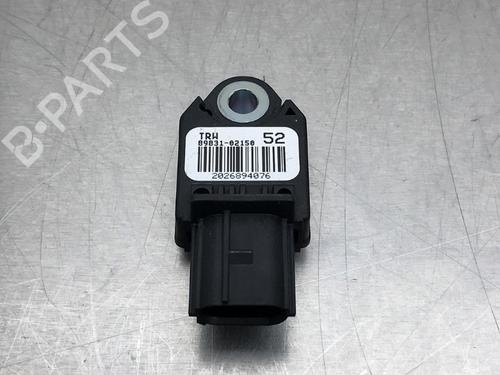 Used Electronic module TOYOTA AURIS Estate (_E18_) 1.2 (NRE185_, NRE185R, NRE185H) (116 hp) 15294253