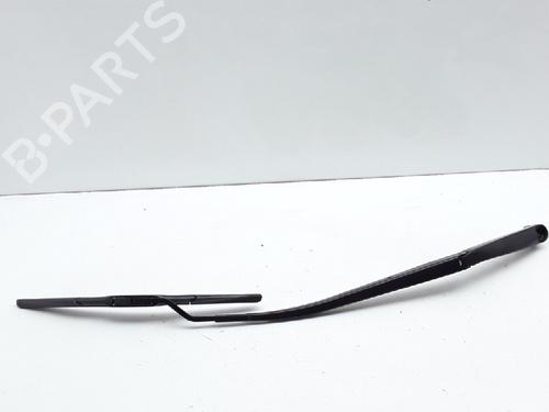 Used Front windshield wiper arm HYUNDAI TUCSON (TL, TLE) 1.6 GDi (132 hp) 13170966