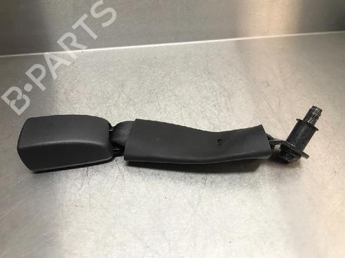 Used Seat buckle TOYOTA RAV 4 III (_A3_) 2.2 D 4WD (ALA30_, ALA30R) (177 hp) 13177535