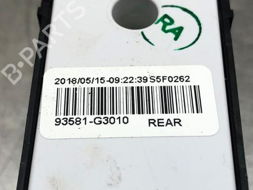 Switch HYUNDAI i30 Estate (PDE) 1.6 CRDi | BP17642285I30 