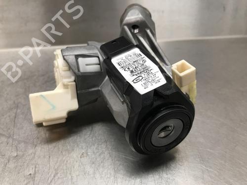 Switch TOYOTA URBAN CRUISER (_P1_) 1.33 (NSP110_, NSP110) | BP15614454I30 