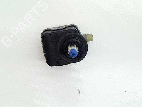 Used Headlight adjuster motor NISSAN ALMERA TINO (V10) 1.8 (114 hp) 13167280