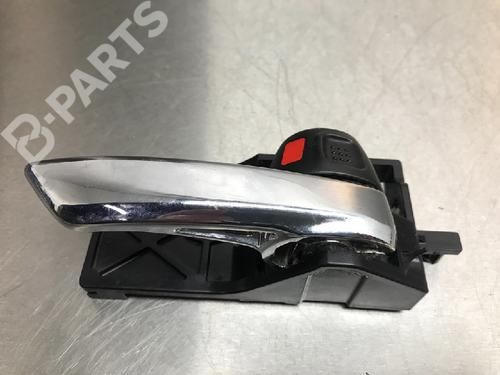 Used Rear right exterior door handle Rear right exterior door handle SUZUKI SWIFT IV (FZ, NZ) 1.2 (AZH412, ZC72S) (94 hp) 10847384 10847384
