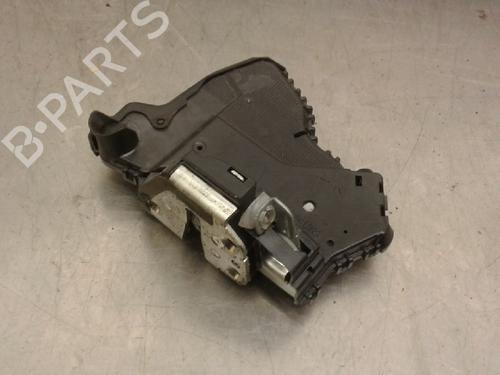 Used Front right lock TOYOTA AURIS (_E15_) 1.8 Hybrid (ZWE150_, ZWE150R) (136 hp) 10827757