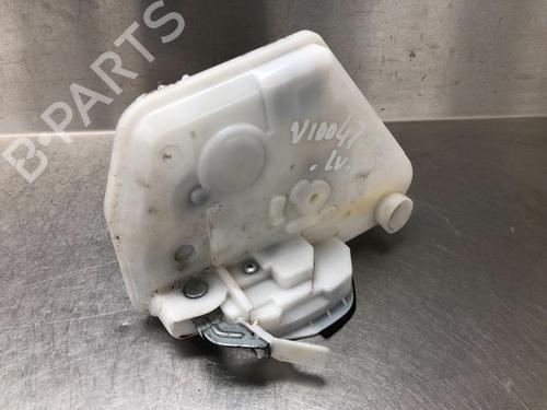 Used Front left lock MAZDA 2 Hatchback (DL, DJ) 1.5 SKYACTIV-G (90 hp) 13185571