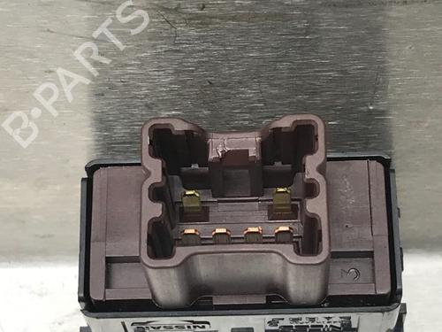 Switch NISSAN JUKE (F15) 1.6 | BP12250404I30 