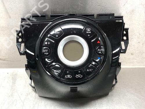 Used Climate control NISSAN NOTE (E12) 1.2 (80 hp) 12425313