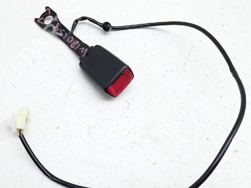 Fibbia della cintura di sicurezza MITSUBISHI LANCER VIII Sportback (CX_A) 1.6 MIVEC (117 hp) 13171193