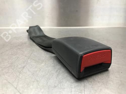 Used Seat buckle HYUNDAI i40 I CW (VF) 1.7 CRDi (141 hp) 13181479