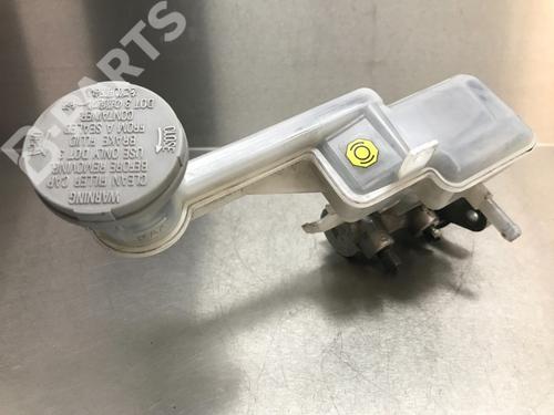 Used Master brake Master brake SUZUKI SX4 (EY, GY) 1.6 VVT (RW416, YA21S) (107 hp) 10856250 10856250