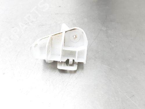 Used Rear bumper bracket TOYOTA YARIS (_P13_) 1.3 (NSP130_, NSP130) (99 hp) 13177741