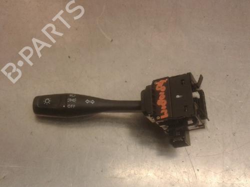 Used Headlight switch MITSUBISHI GRANDIS (NA_W) 2.0 DI-D (NA8W) (136 hp) 10829645