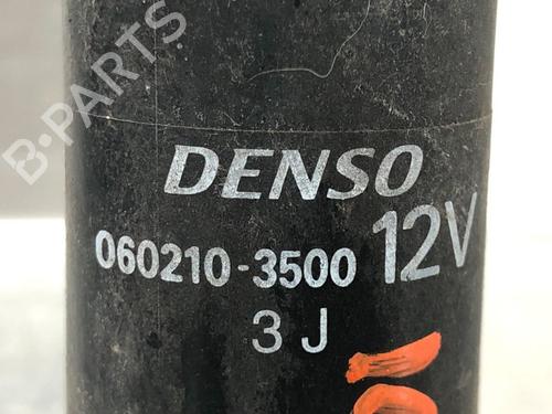 Washer pump MITSUBISHI OUTLANDER I (CU_W) 2.0 (CU2W) | BP13449997E24 