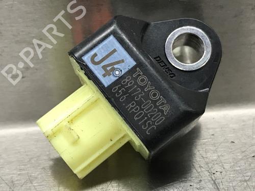 Elektronische module TOYOTA YARIS (_P21_, _PA1_, _PH1_) 1.5 Hybrid (MXPH10, MXPH11) (116 hp) 17831618