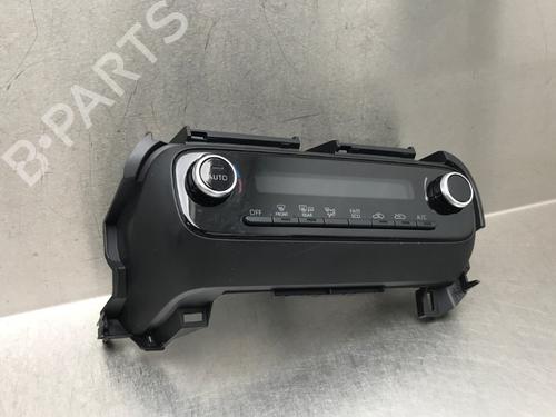 Used Climate control TOYOTA YARIS (_P21_, _PA1_, _PH1_) 1.5 Hybrid (MXPH10, MXPH11) (116 hp) 33218265