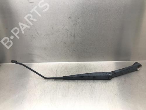Used Front windshield wiper arm CHEVROLET CRUZE (J300) 1.8 (141 hp) 13692466